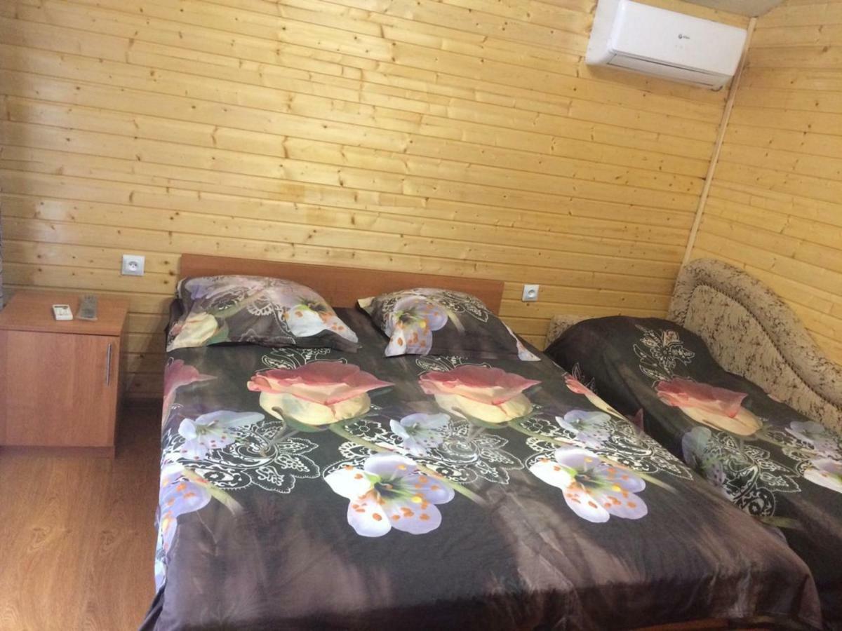 Гостевой Дом У Левы Ξενοδοχείο Γκάγκρα Εξωτερικό φωτογραφία